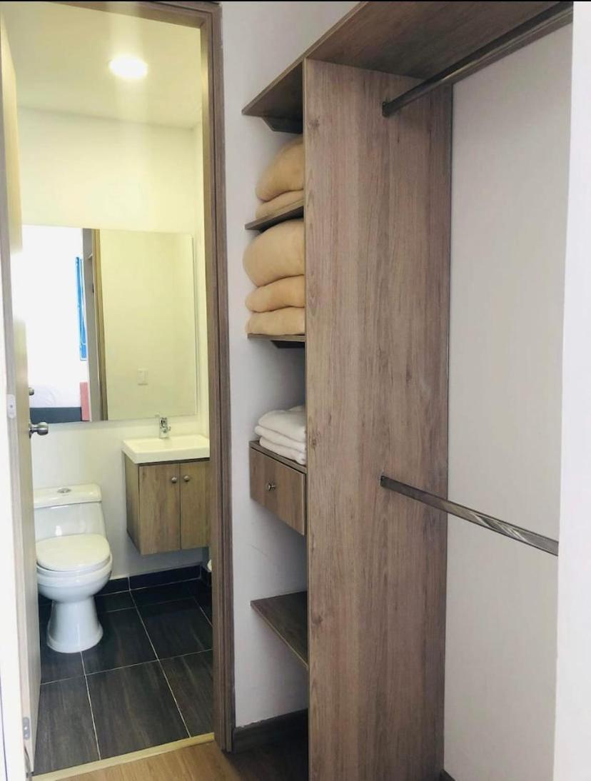 Apartamentos San Jose Vistal Al Lago, Cerca Del Parque. Guatape. 외부 사진