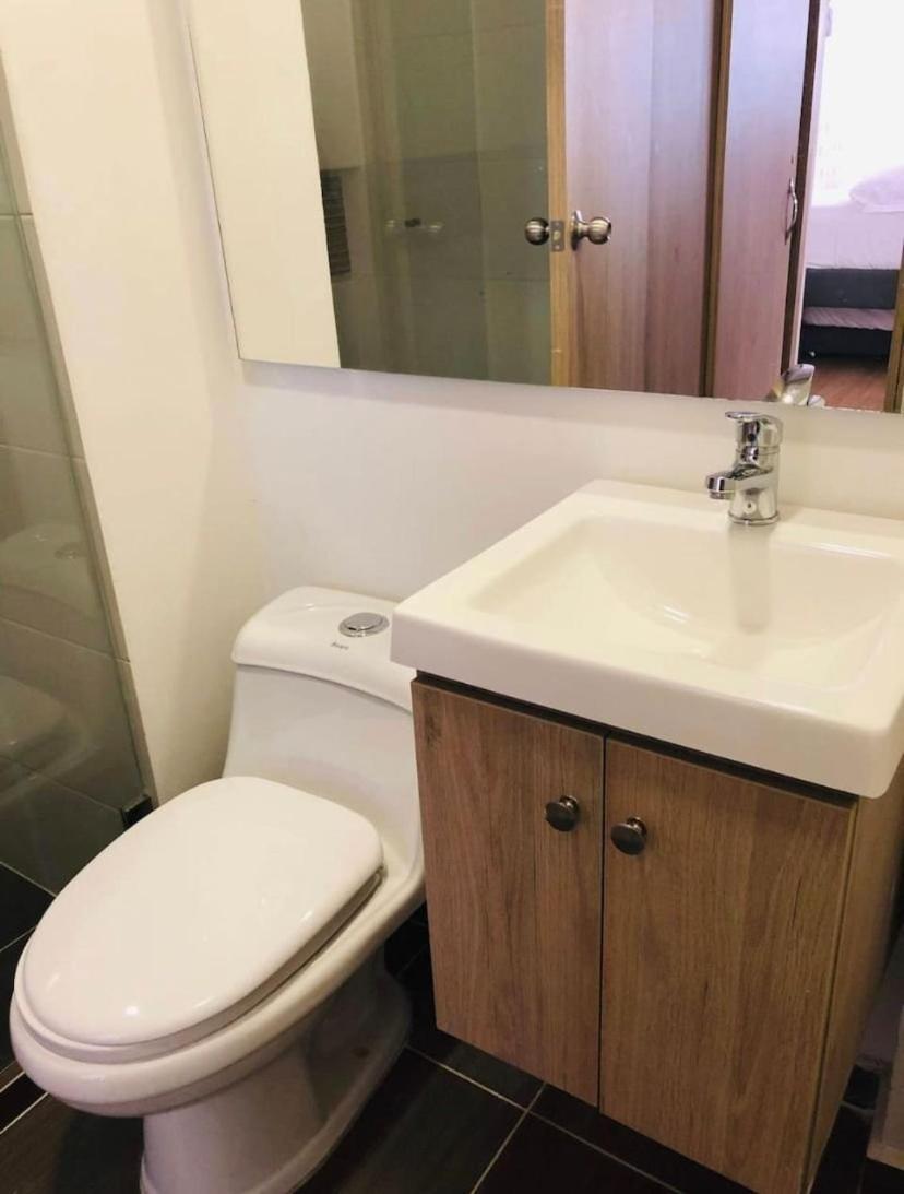 Apartamentos San Jose Vistal Al Lago, Cerca Del Parque. Guatape. 외부 사진